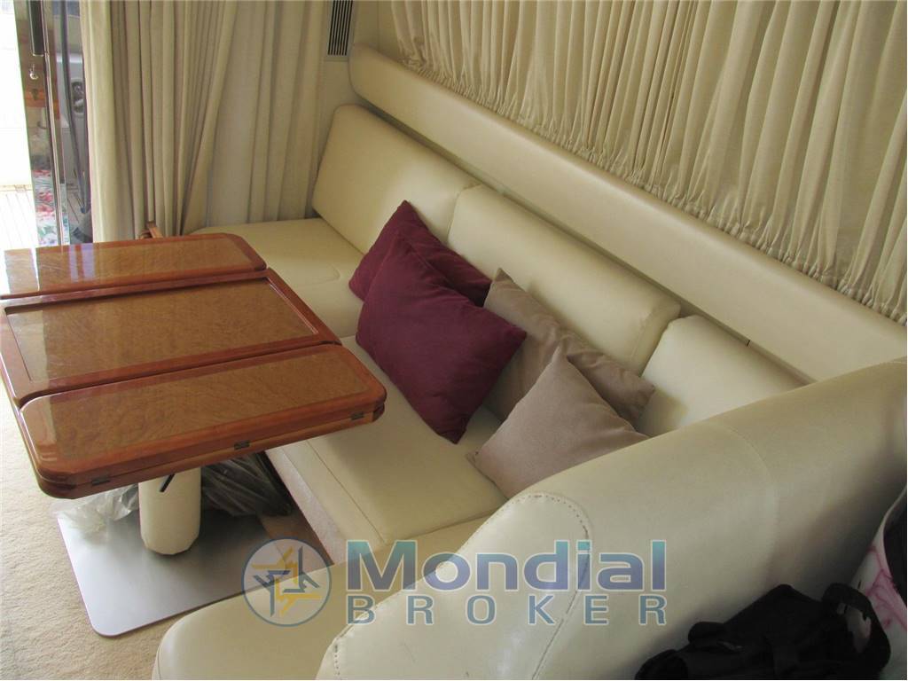 AZIMUT 36 FLY