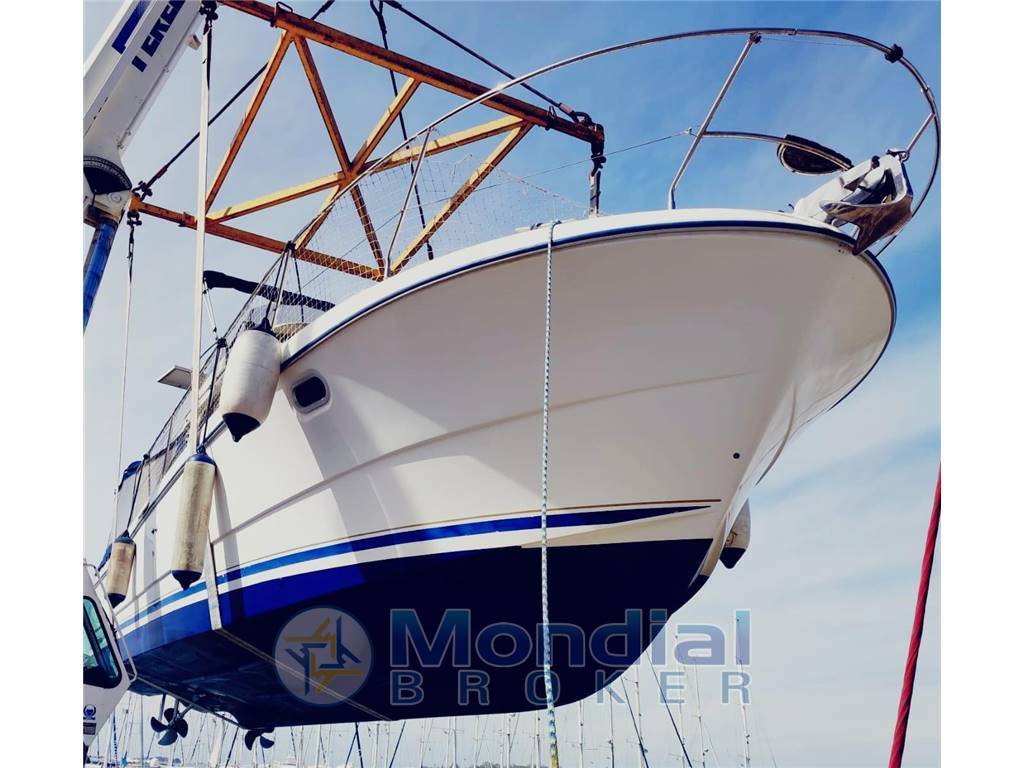 BENETEAU ANTARES 10,80 FLY