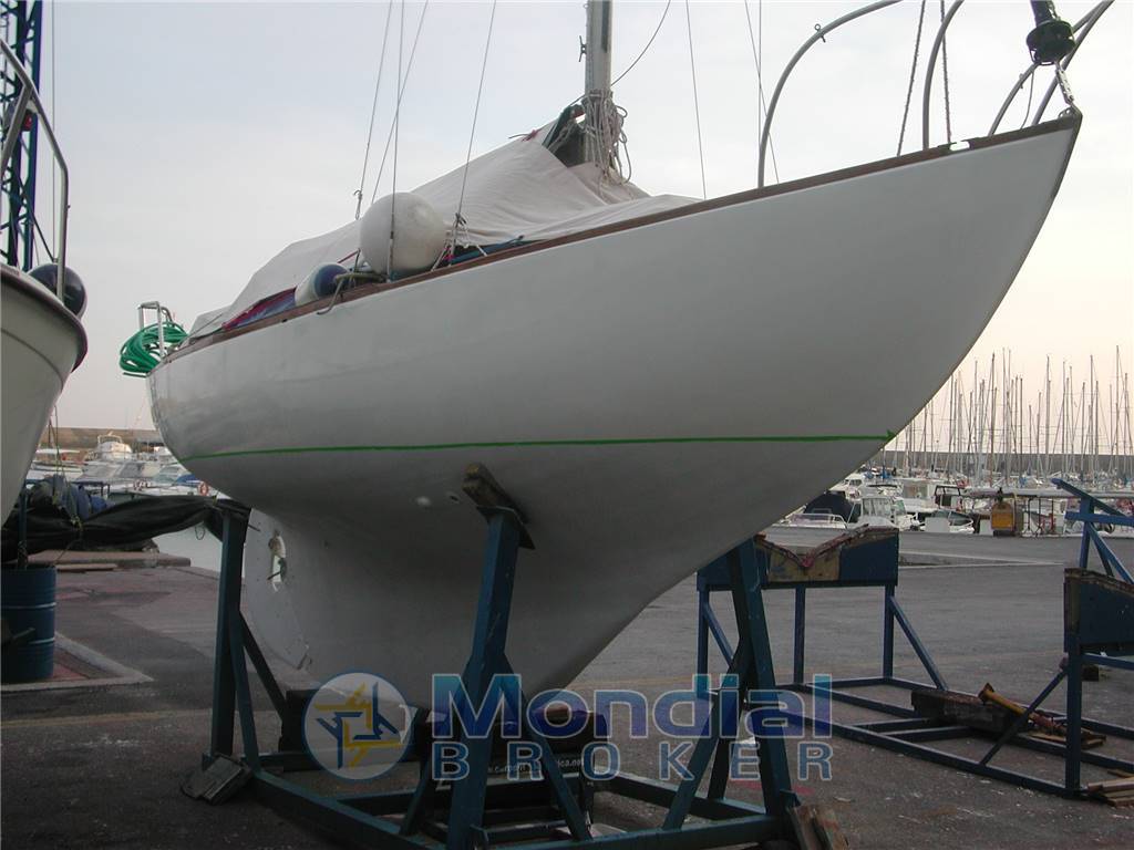 HALLBERG RASSY P-28