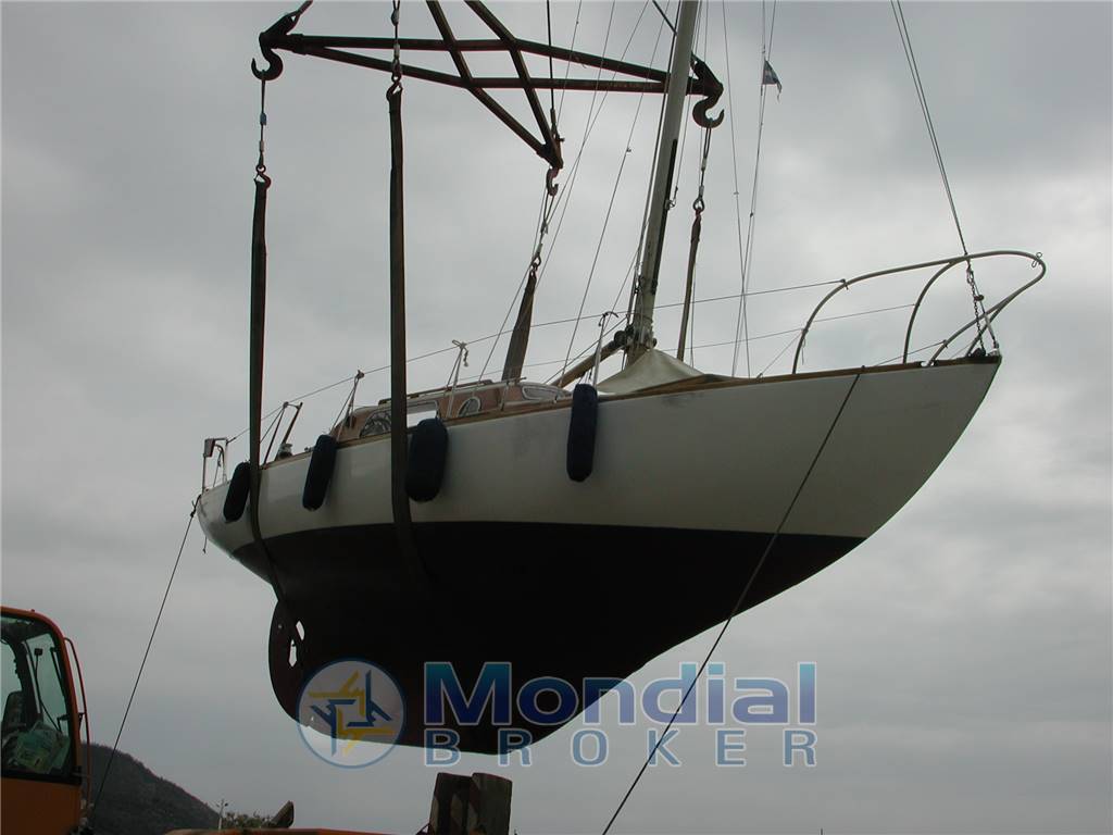 HALLBERG RASSY P-28