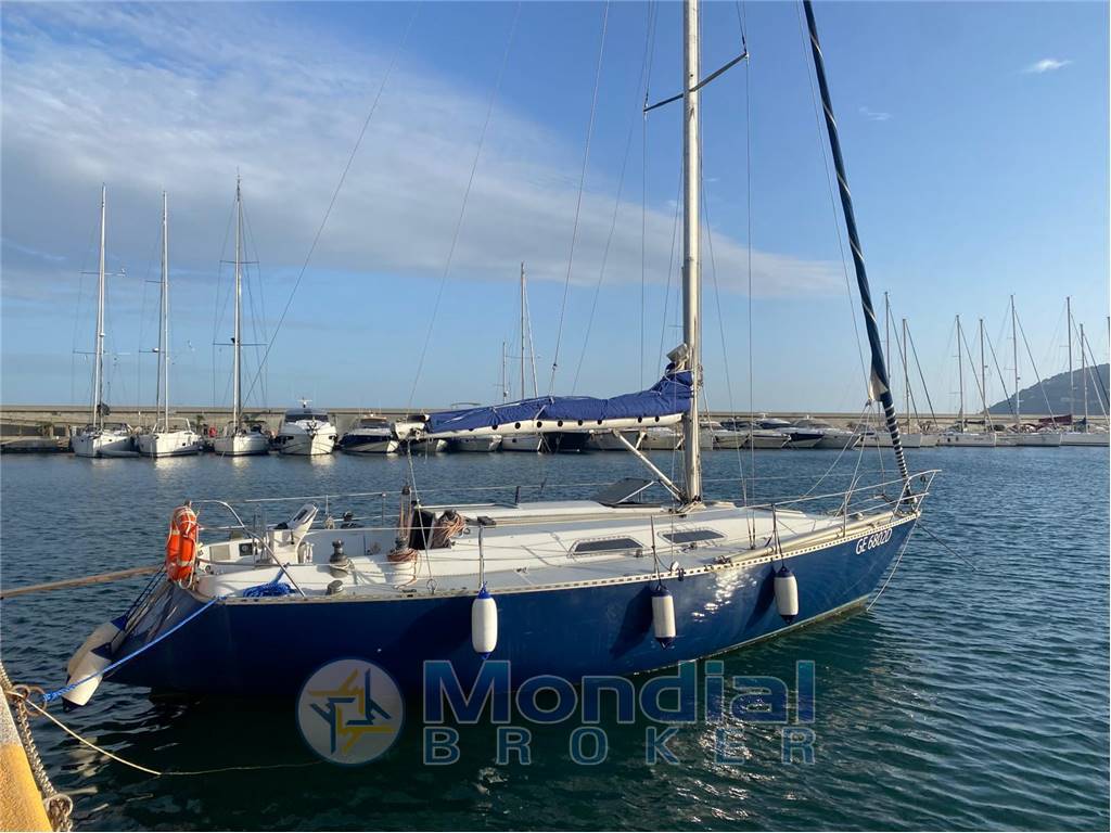 J LINE 35 GRAND SOLEIL