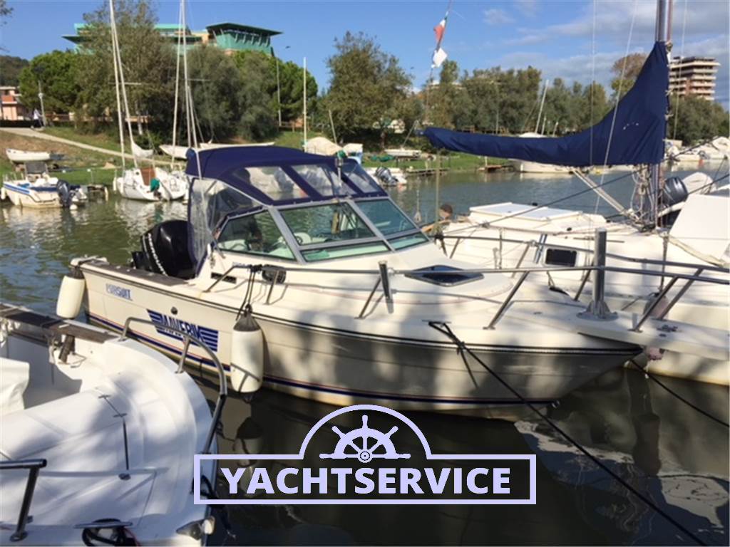 Tiara 2200 Pursuit