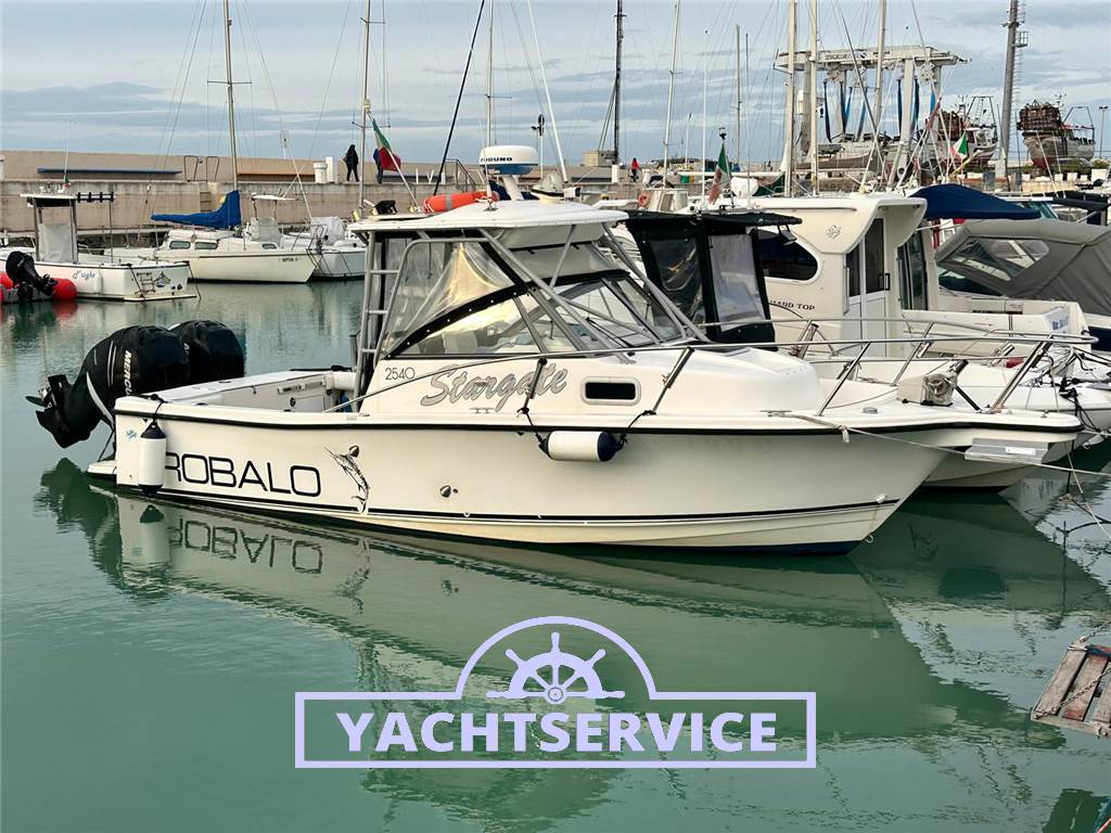 Robalo 2540