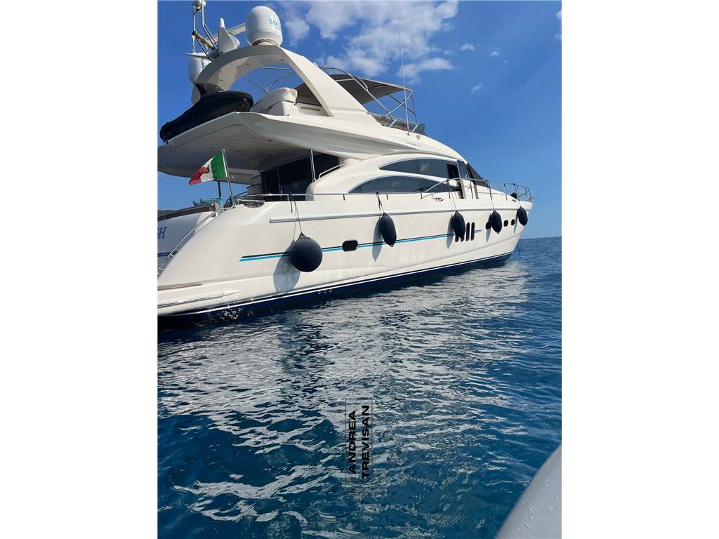 PRINCESS 67 FLY MOTORYACHT