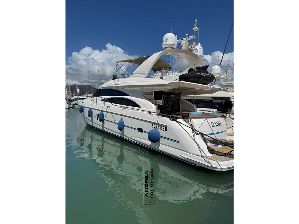 PRINCESS 67 FLY MOTORYACHT