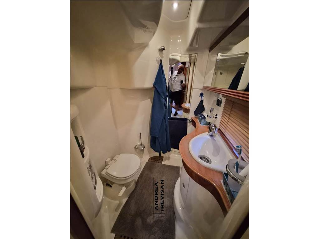 Azimut Atlantis 42