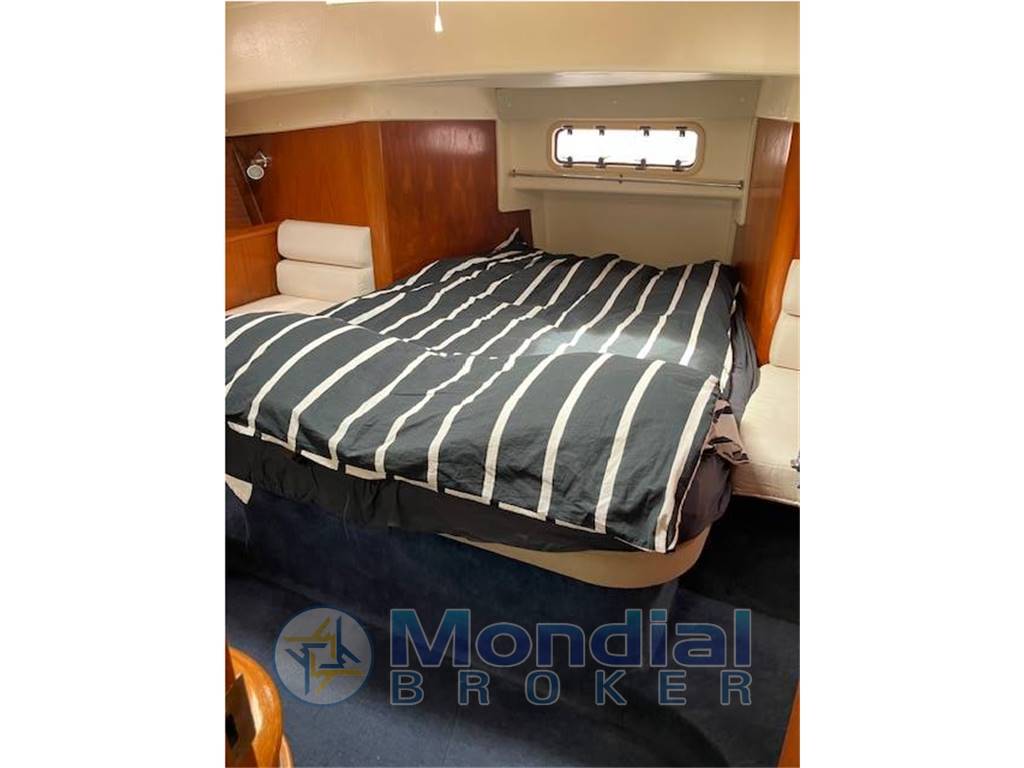 Marine Projects Moody 38 CC