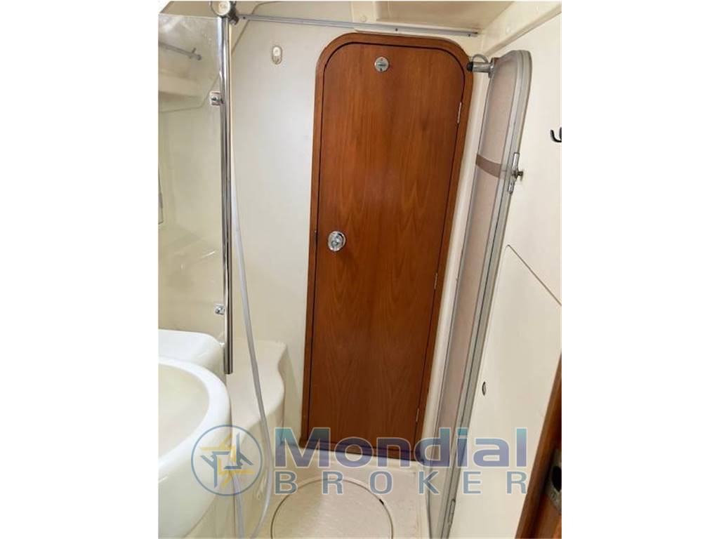 Marine Projects Moody 38 CC