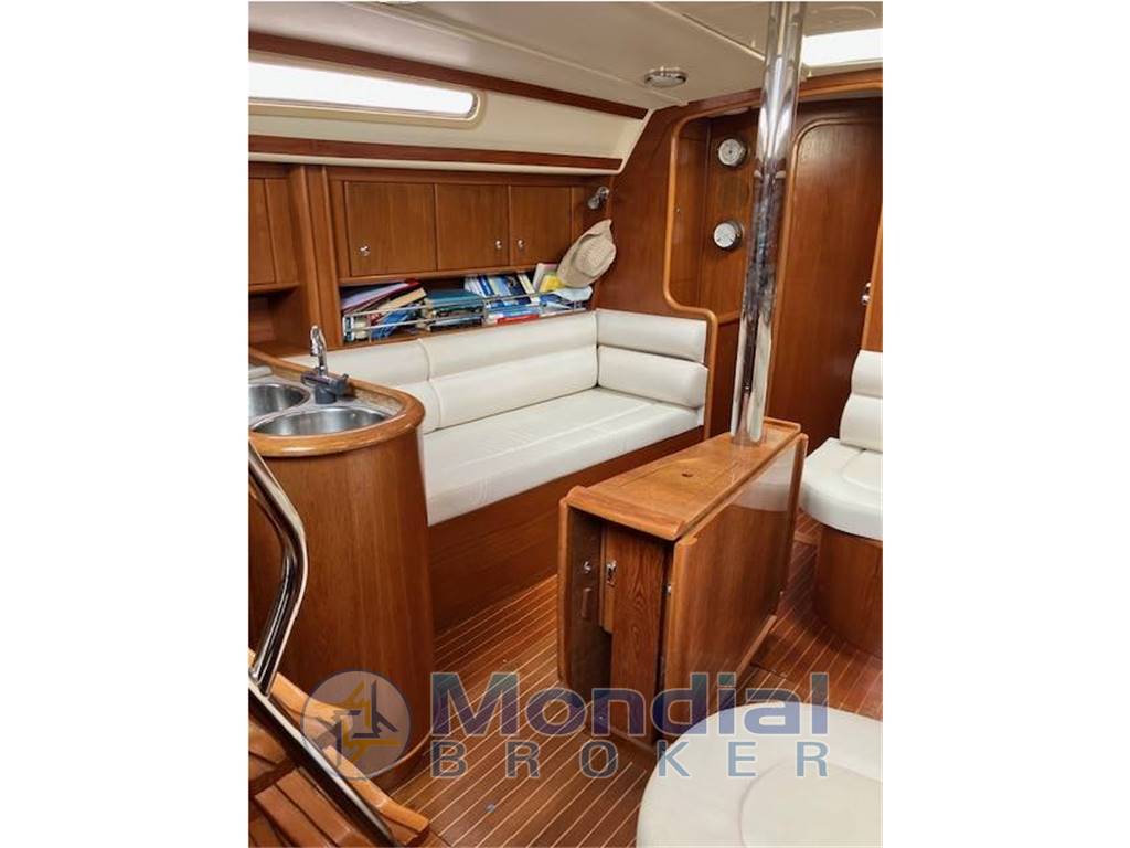 Marine Projects Moody 38 CC