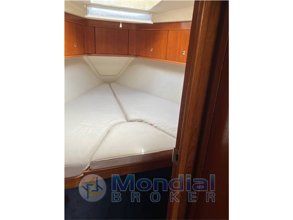 Marine Projects Moody 38 CC
