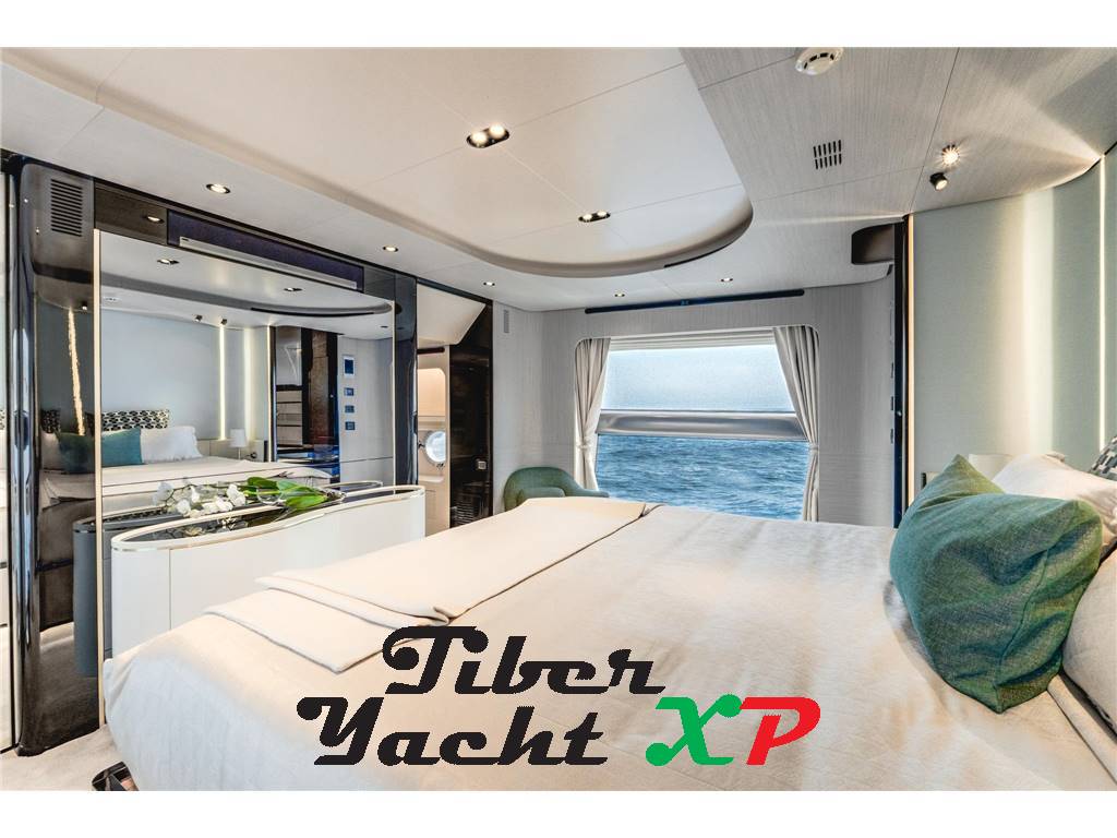 AZIMUT - BENETTI 27 GRANDE - BARCA IN ESCLUSIVA