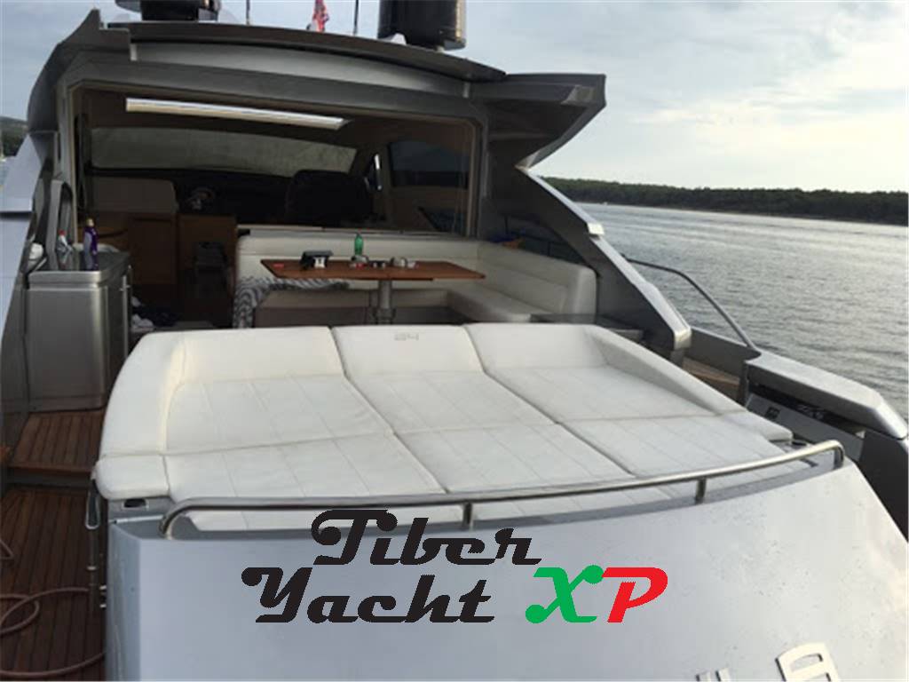 Pershing 64 - BARCA IN ESCLUSIVA