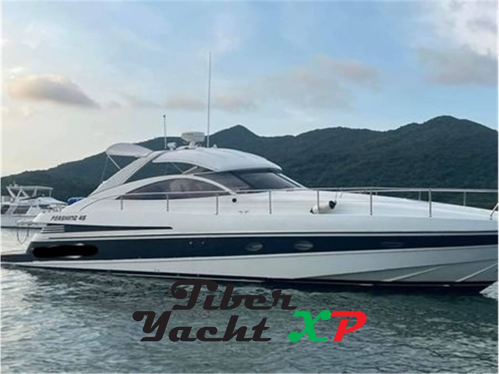 Pershing 45 Hard Top - BARCA IN ESCLUSIVA