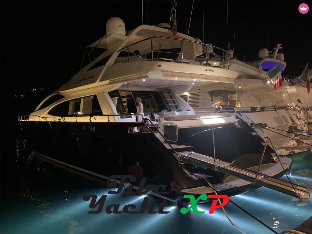 Riva 75 Venere - BARCA IN ESCLUSIVA (OTTIME CONDIZIONI GENERALI)