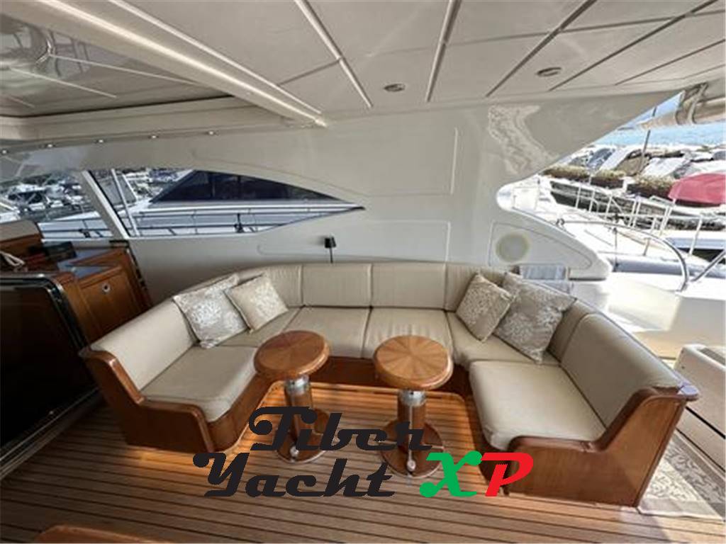 Overmarine - Mangusta 72 Mangusta - BARCA IN BUONE CONDIZIONI GENERALI - INTERNI ROVERE