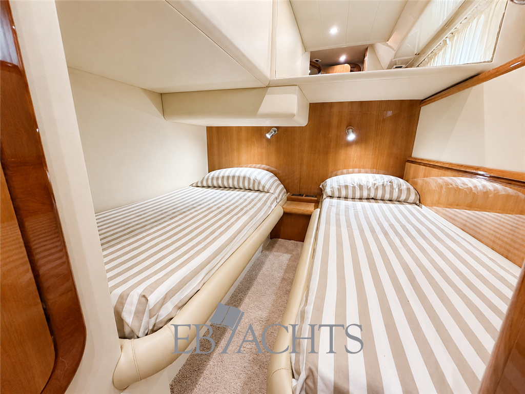 Ferretti Yachts 620