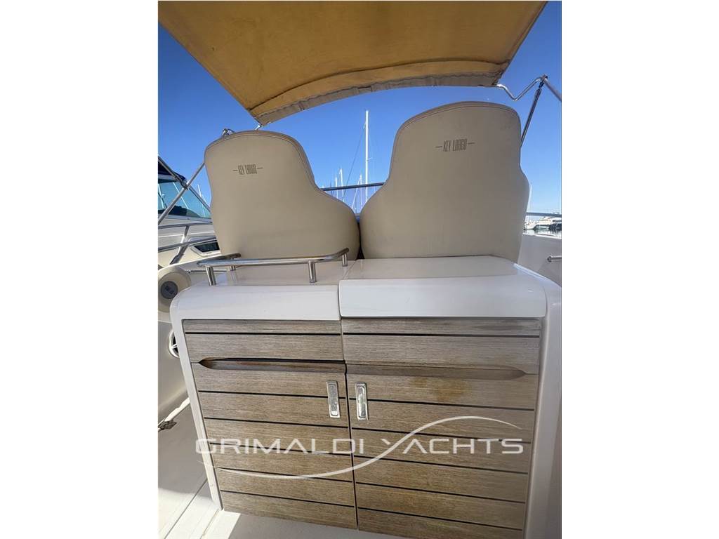 Sessa Marine Key Largo 27