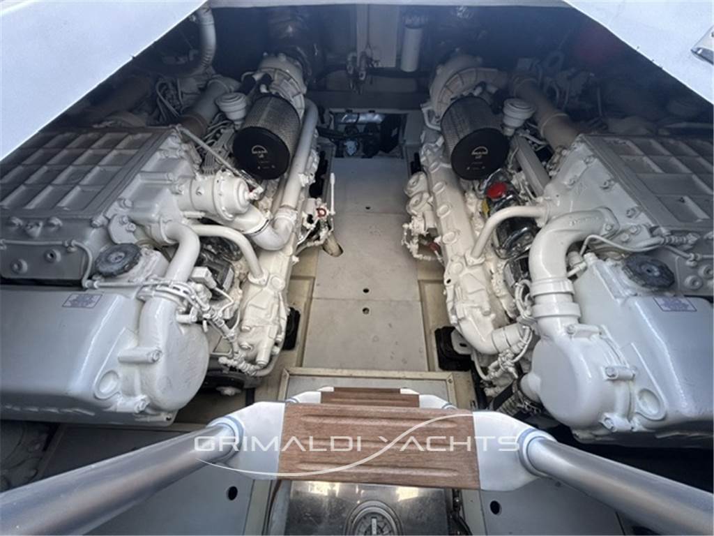 Pershing 54