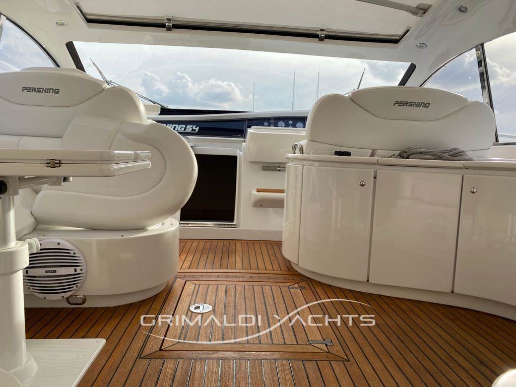Pershing 54