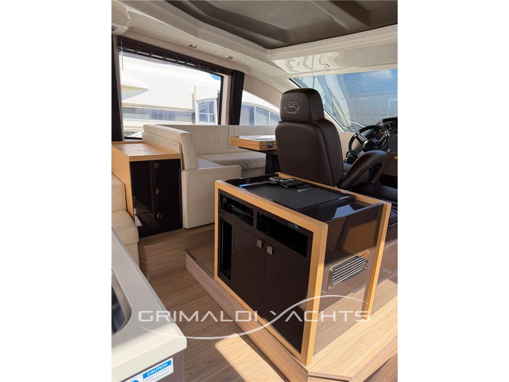 Cranchi 58 HT