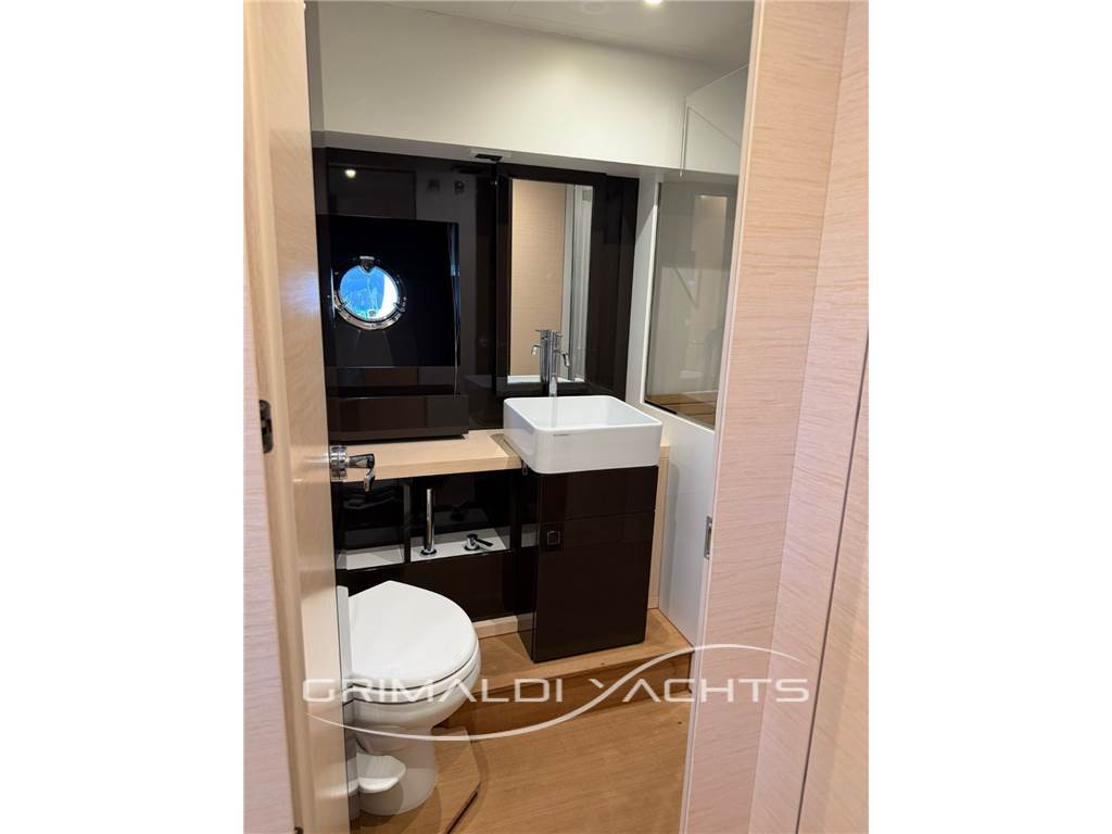 Cranchi 58 HT