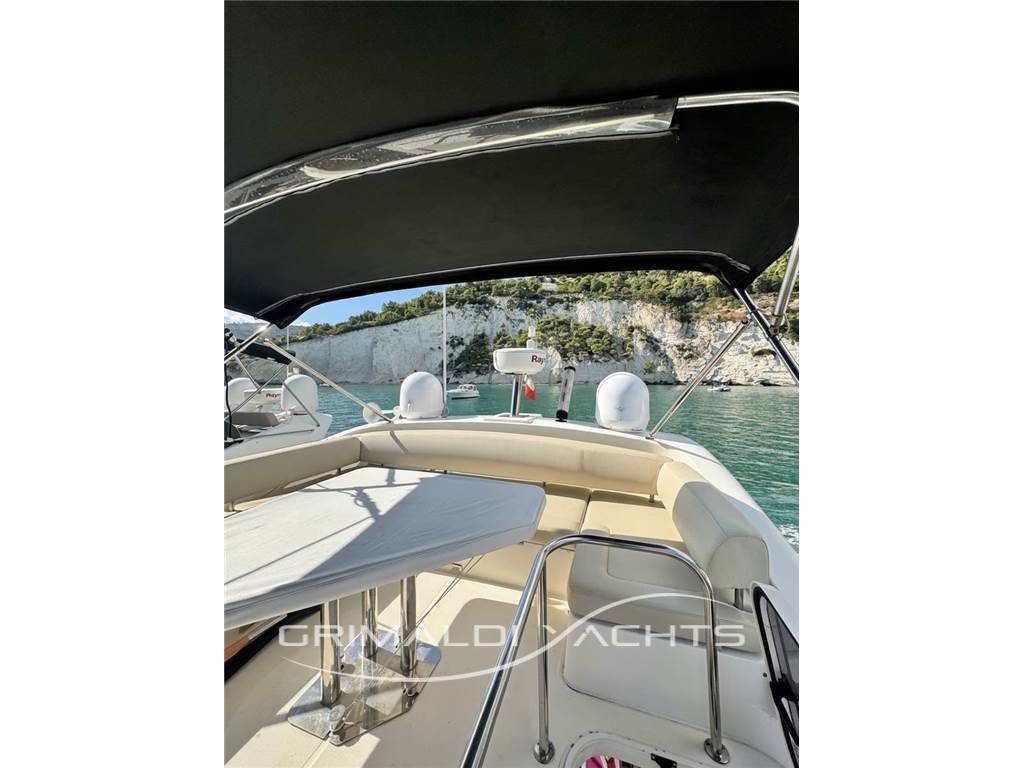 Azimut 43 Fly