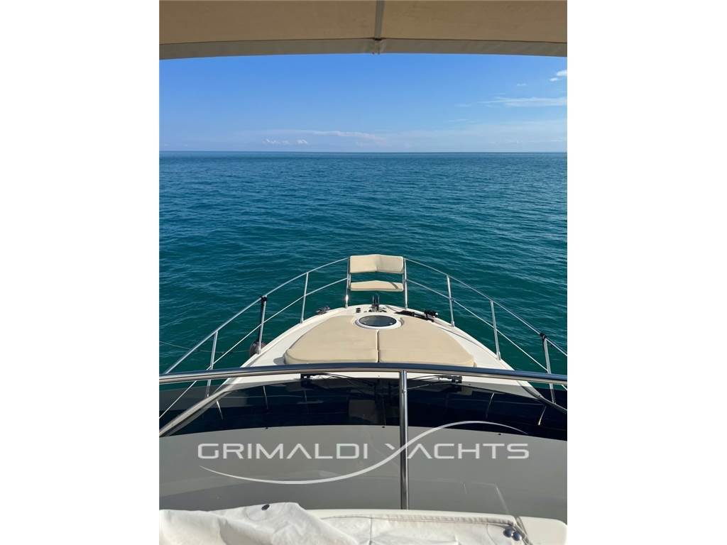 Azimut 43 Fly