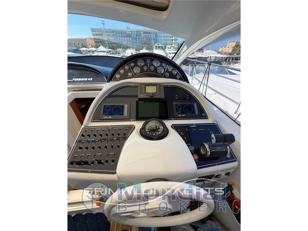 Pershing 43 HT