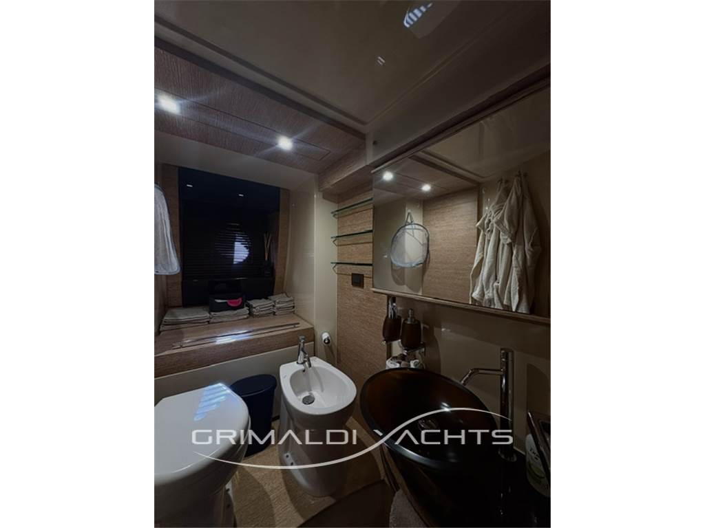 Azimut 58 Fly