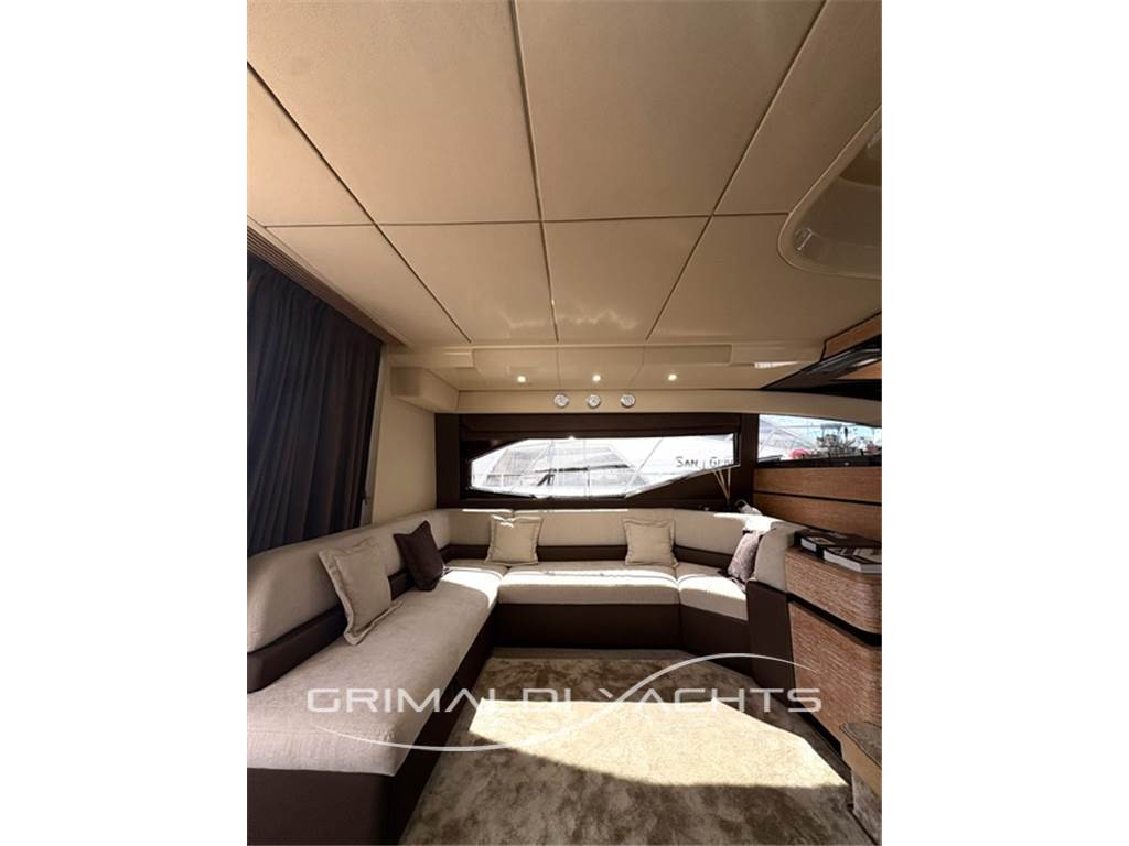 Azimut 58 Fly