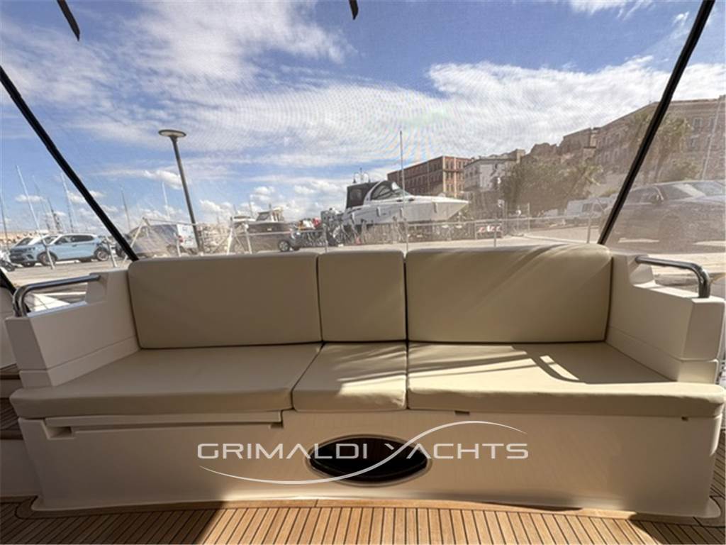 Azimut 58 Fly