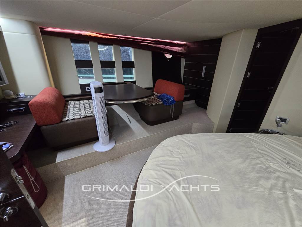 Azimut 68 S