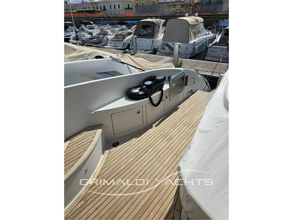 Azimut 68 S