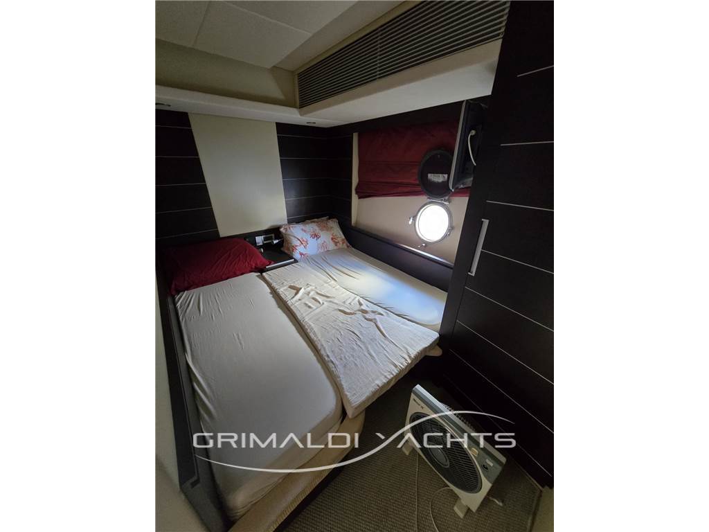 Azimut 68 S