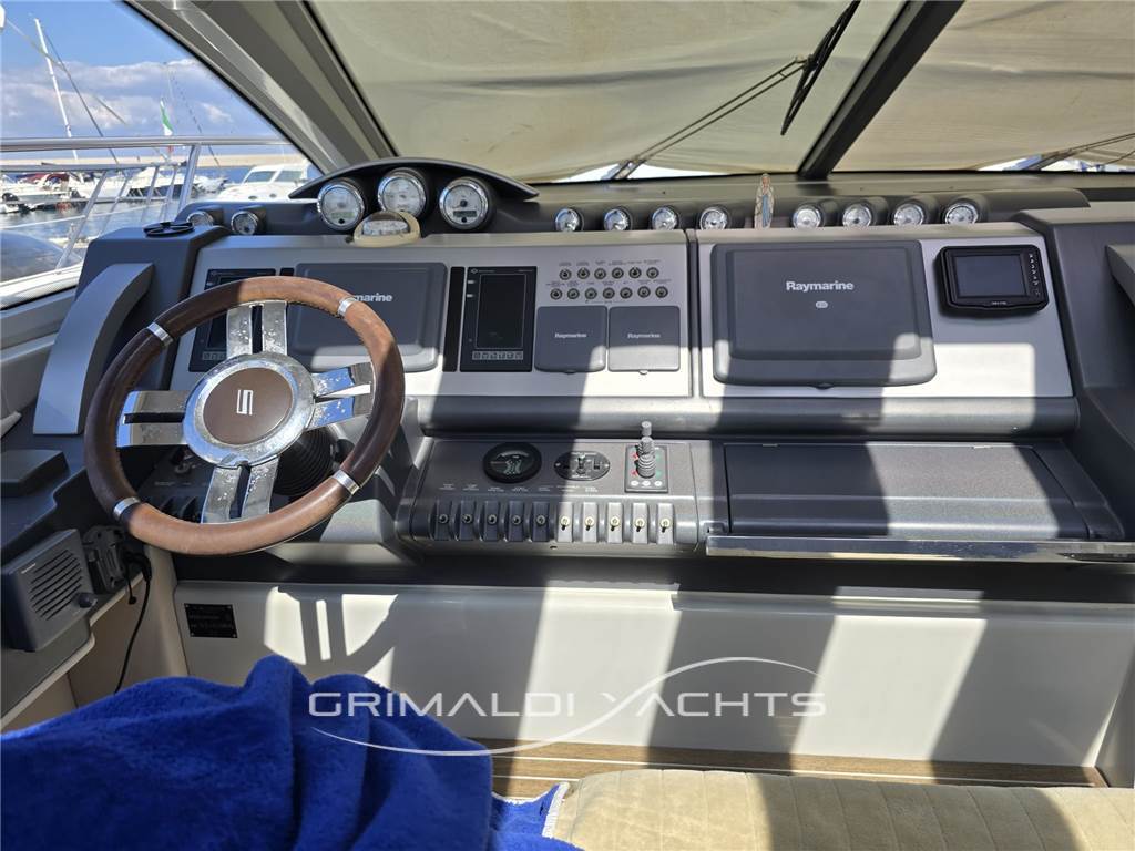 Azimut 68 S