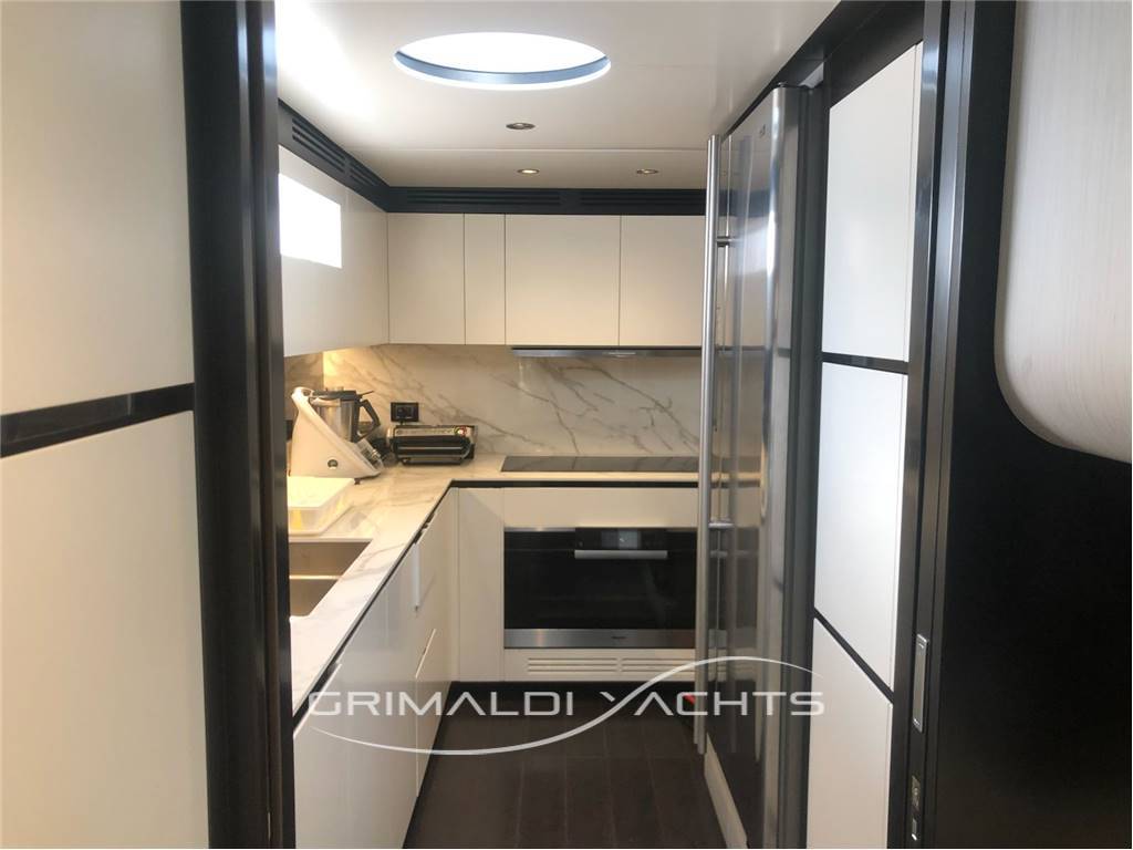 Azimut Grande 27 metri