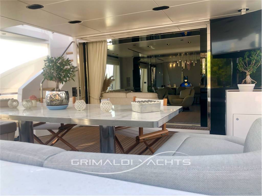 Azimut Grande 27 metri