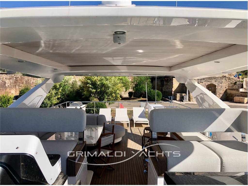 Azimut Grande 27 metri