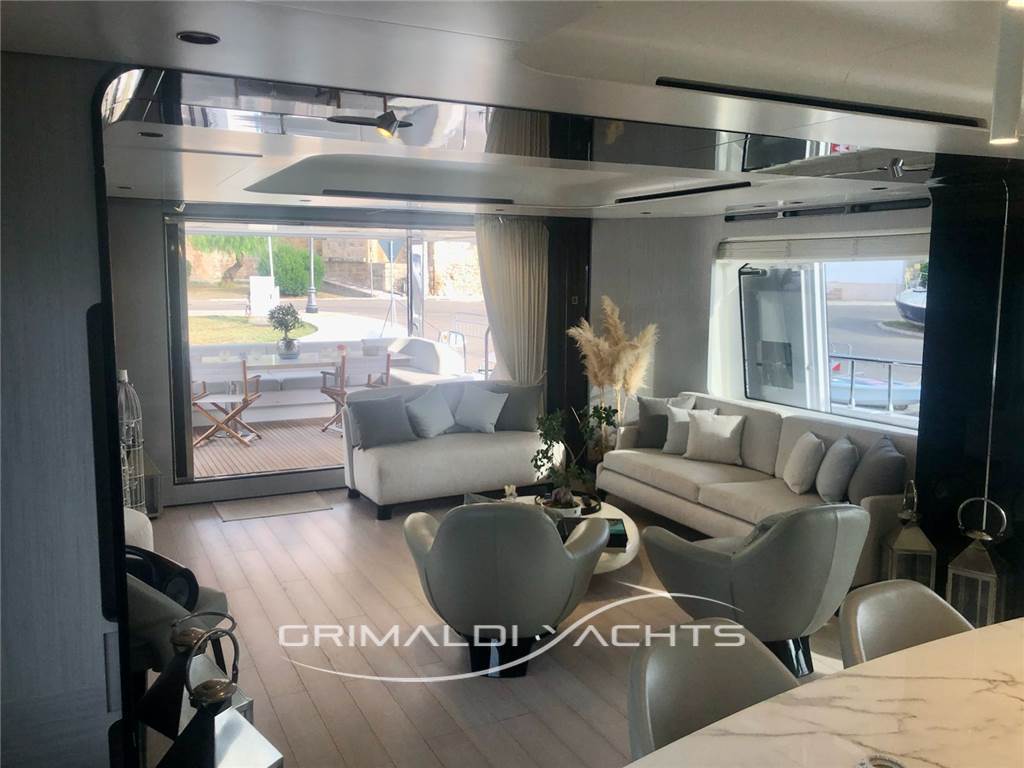 Azimut Grande 27 metri