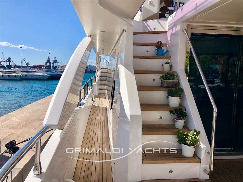 Azimut Grande 27 metri