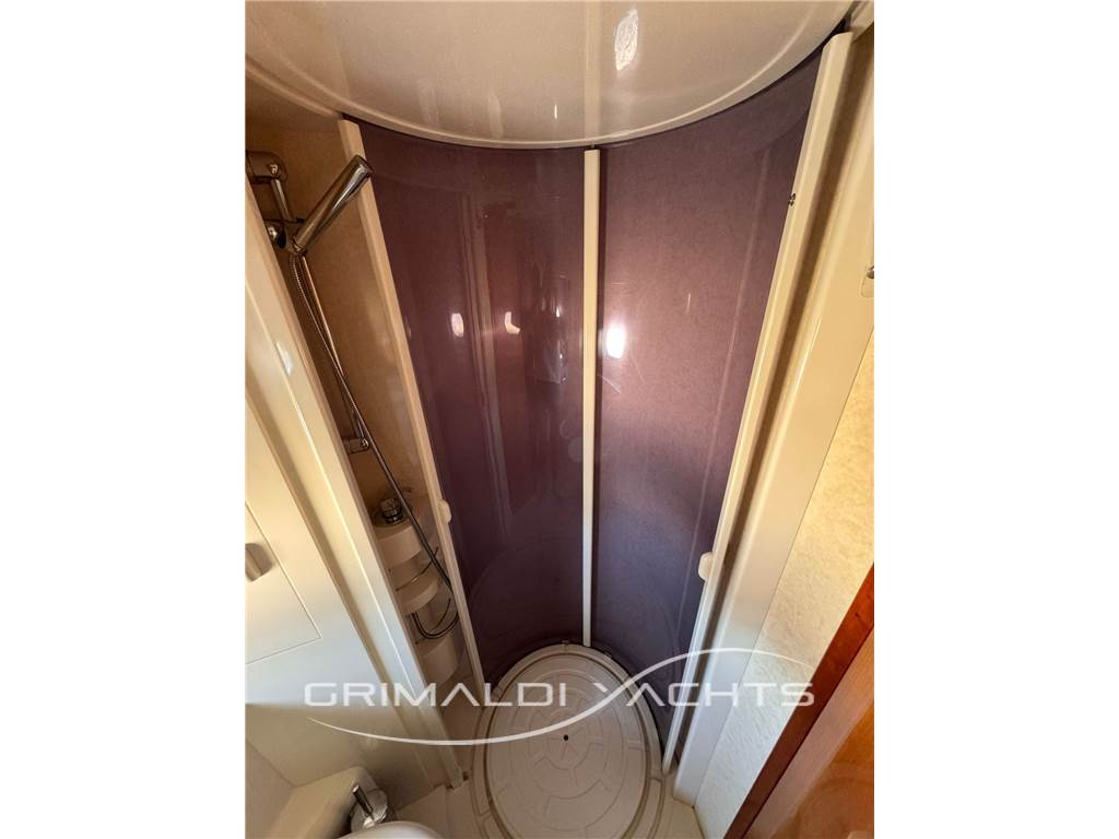Ferretti 620