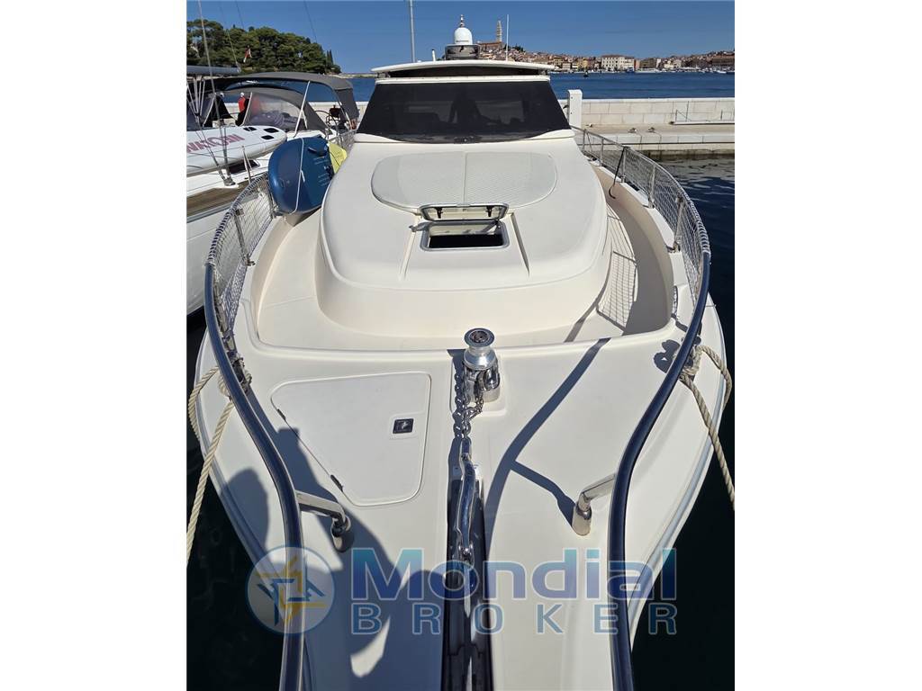 CANTIERI NAVALI DEL TIRRENO CAYMAN 38 WA HARD TOP