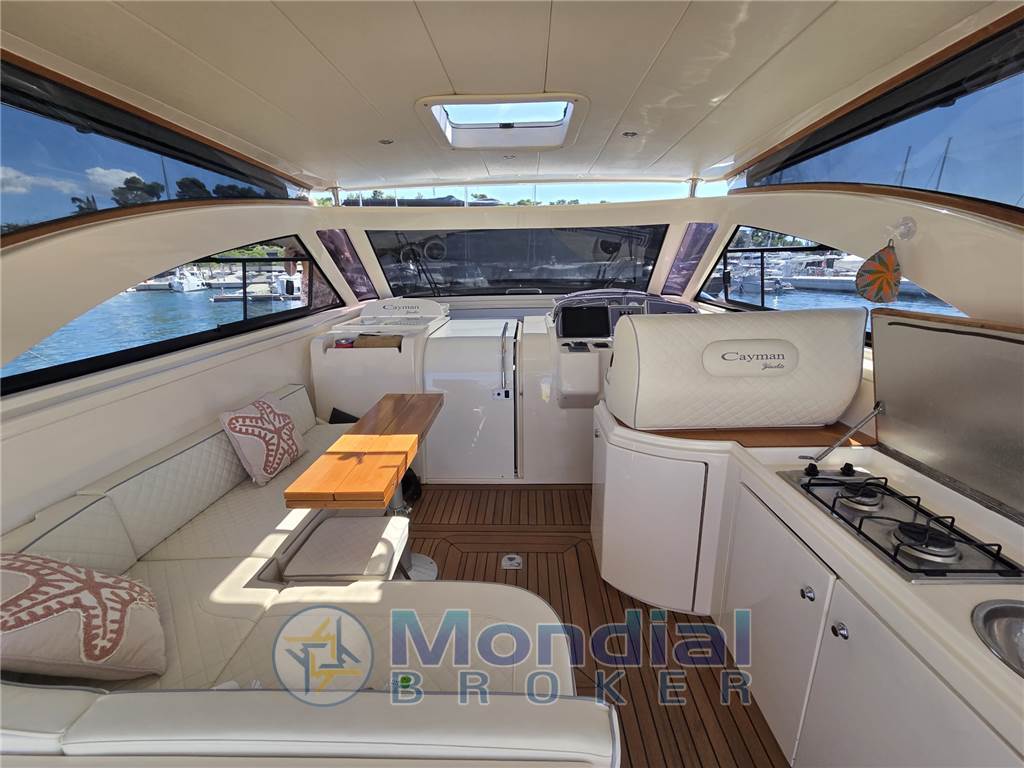 CANTIERI NAVALI DEL TIRRENO CAYMAN 38 WA HARD TOP