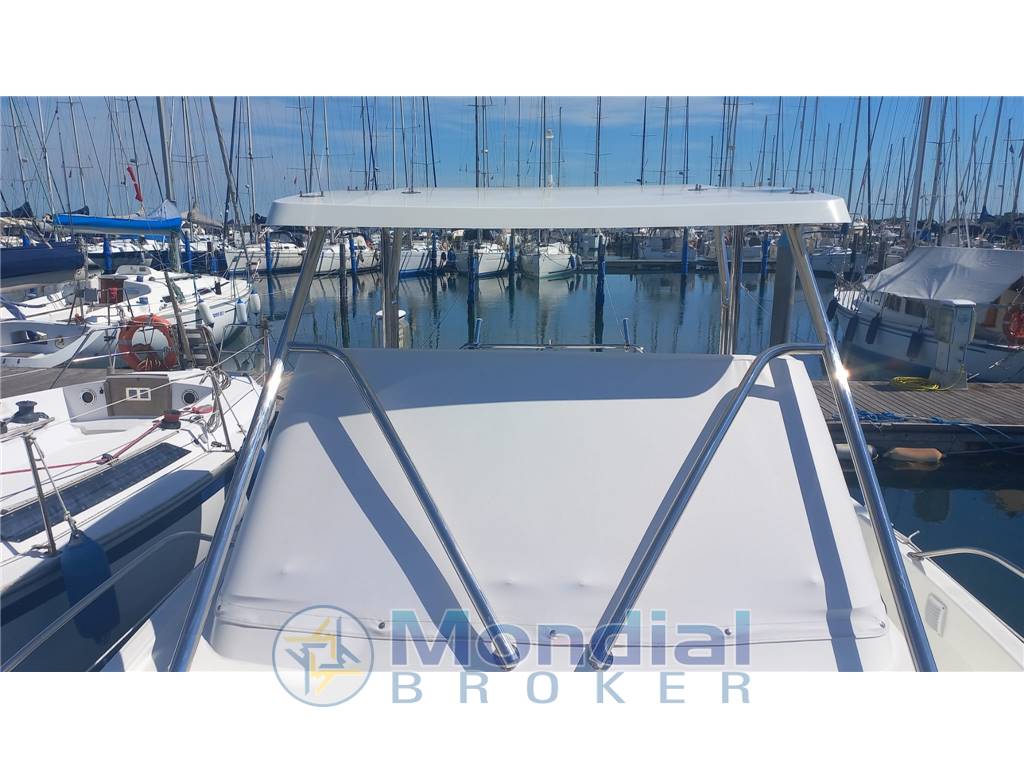 BENETEAU FLYER 9 sundeck SPACEdeck
