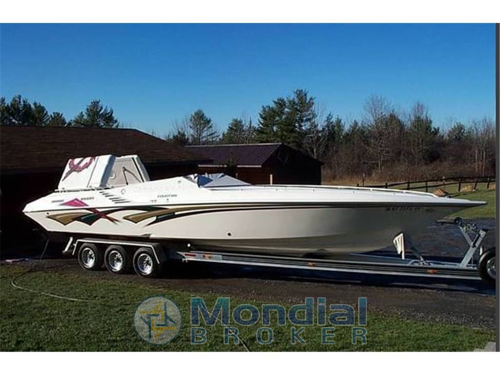 Fountain 35 Lightning