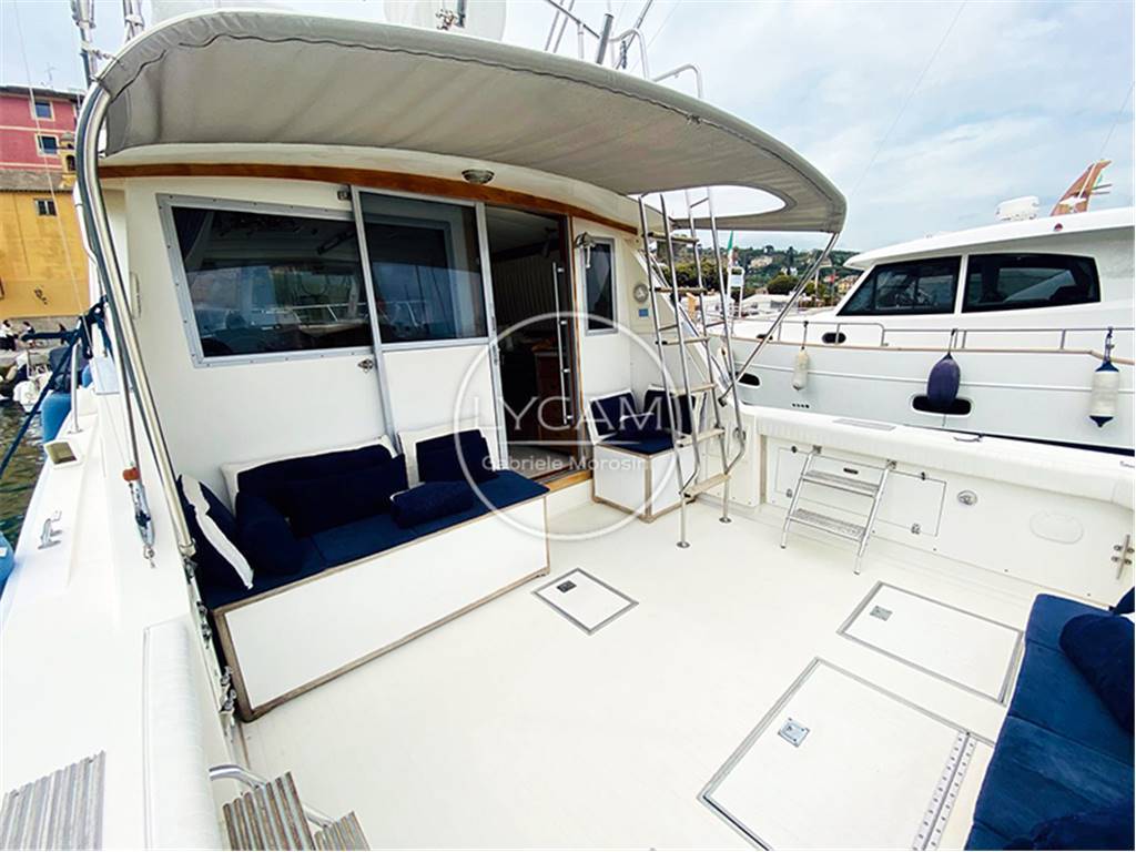 Bertram 38