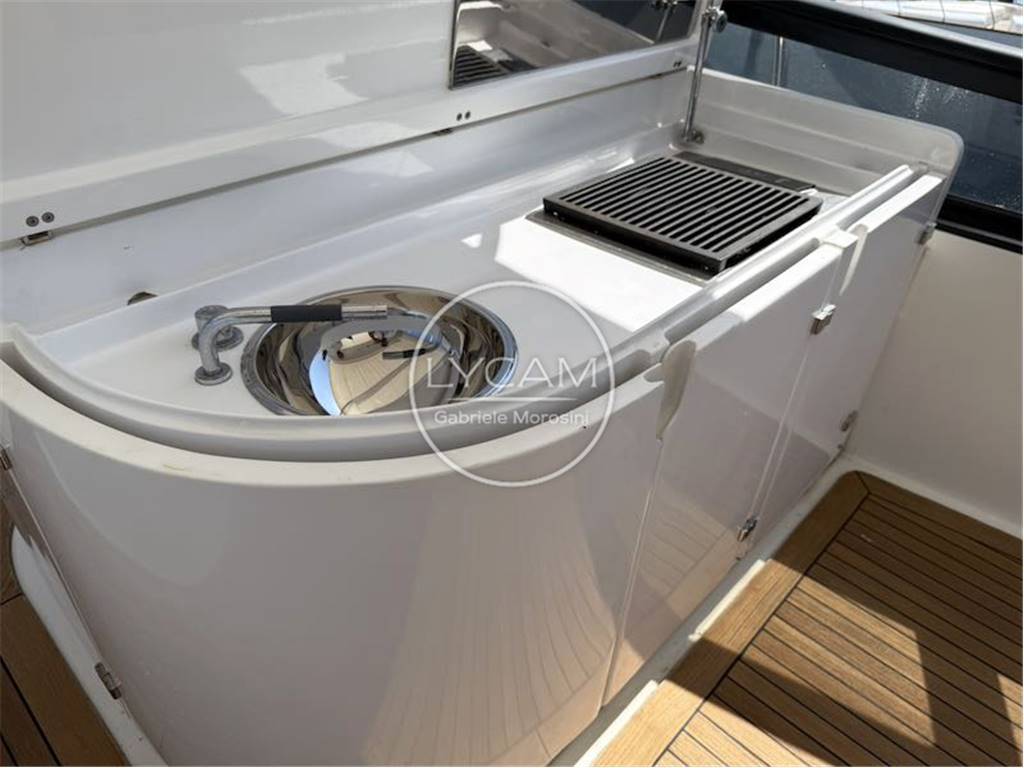 Fipa Italiana Yachts Maiora 27
