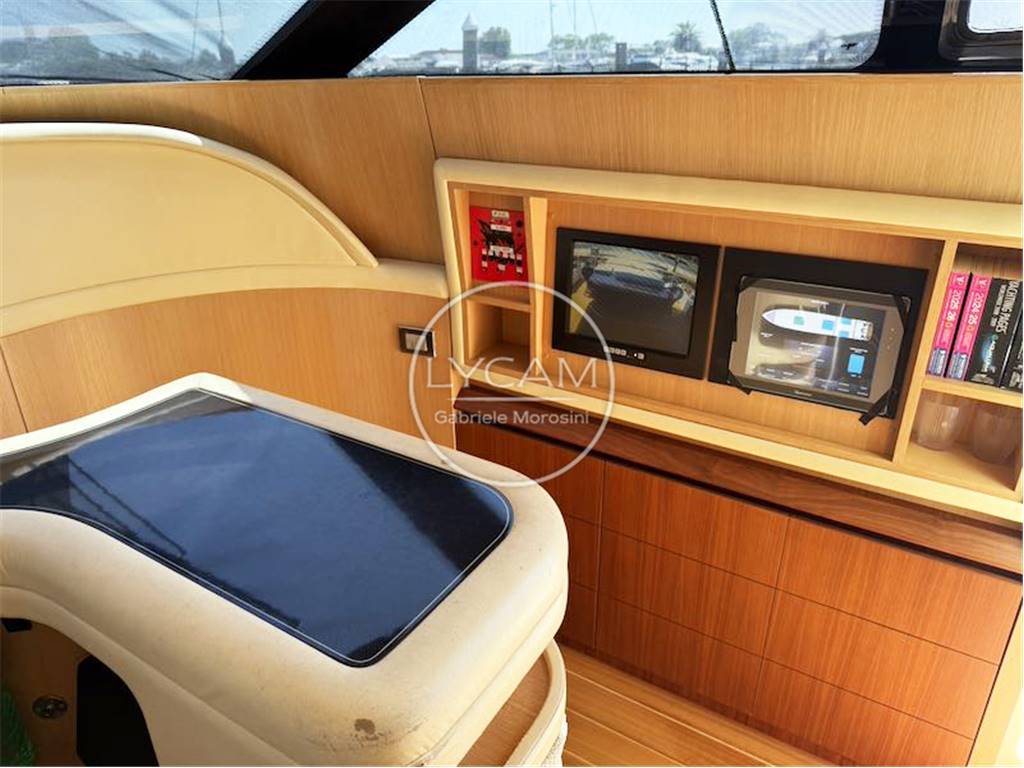Fipa Italiana Yachts Maiora 27