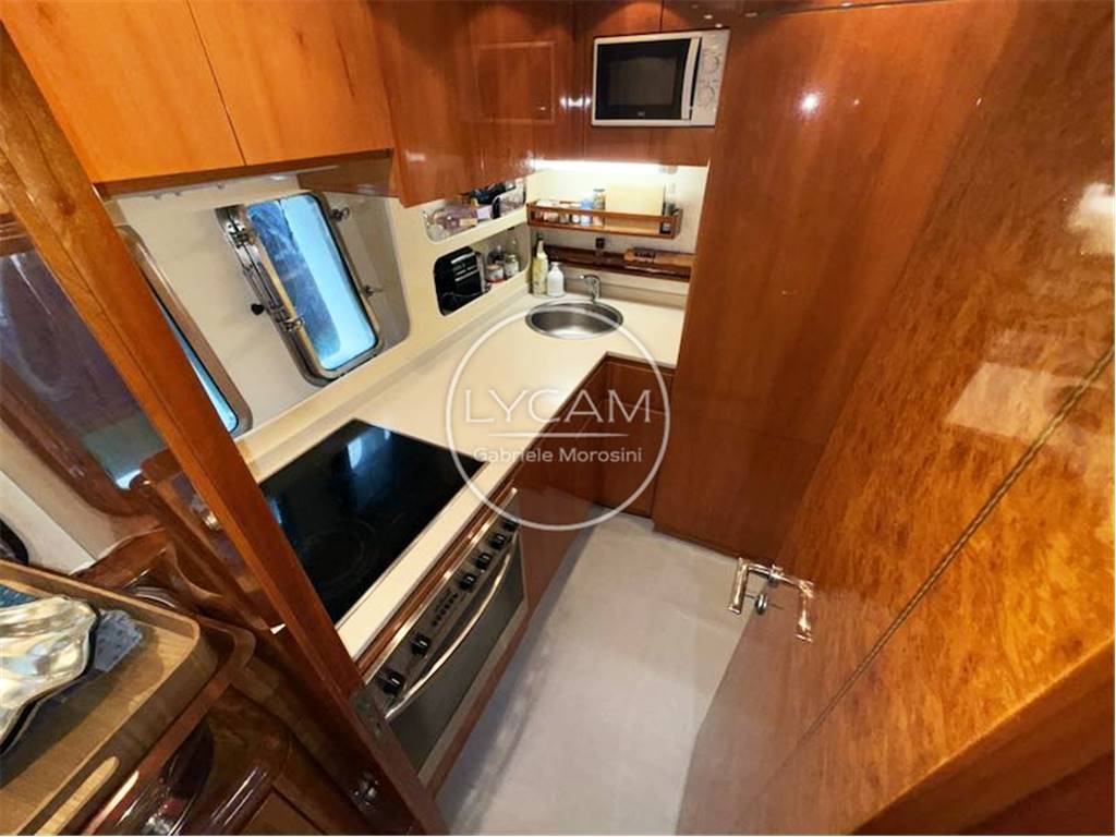 Overmarine Mangusta 72