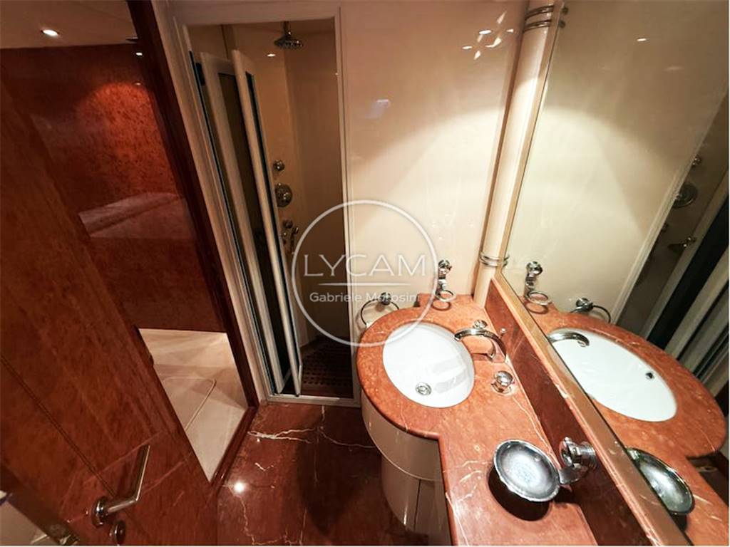 Overmarine Mangusta 72